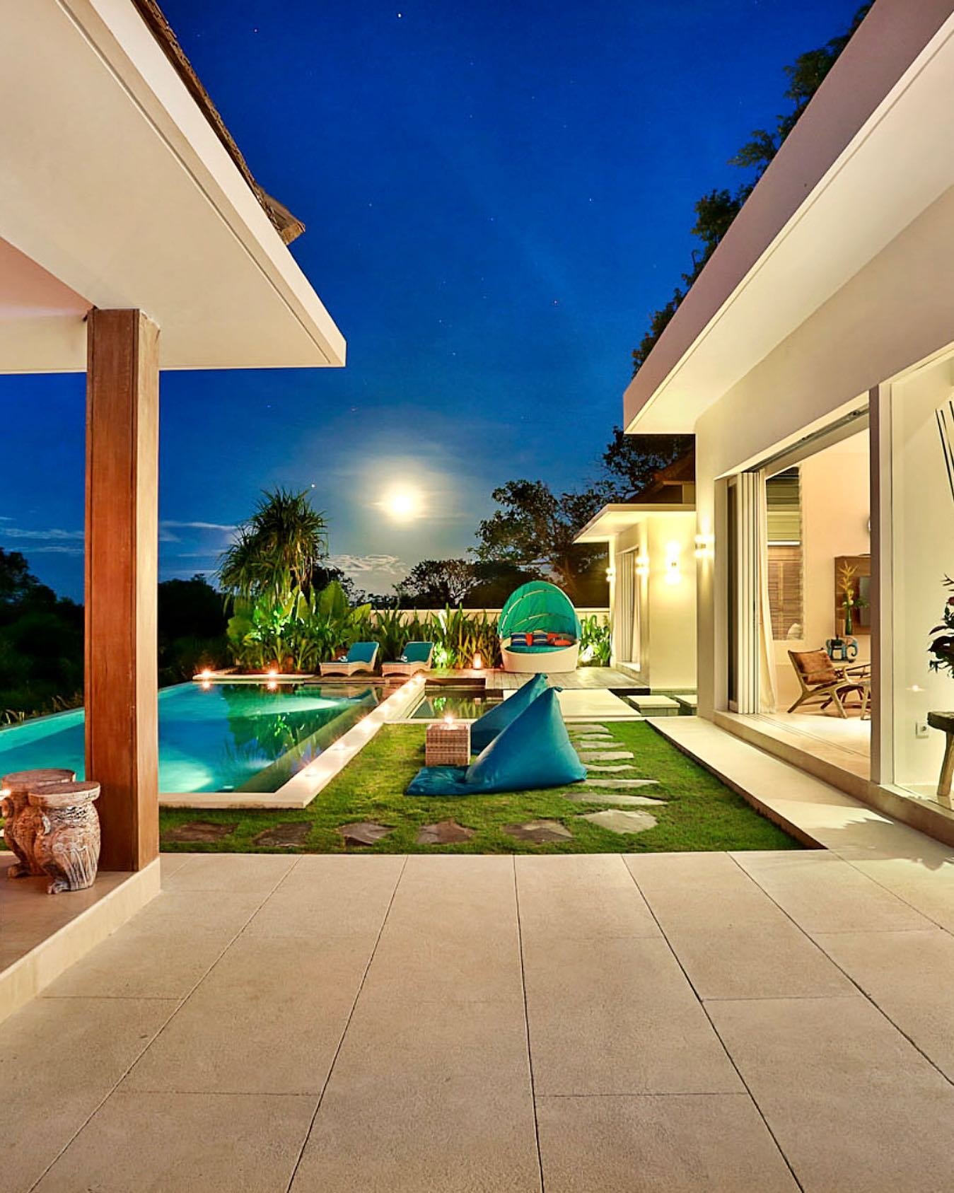 353 Degrees North, Nusa Lembongan (2)