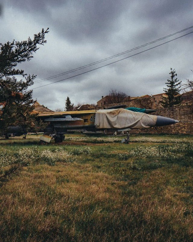Abandoned Plane Bali Car Driver Cheap Car Rental in bali (4)