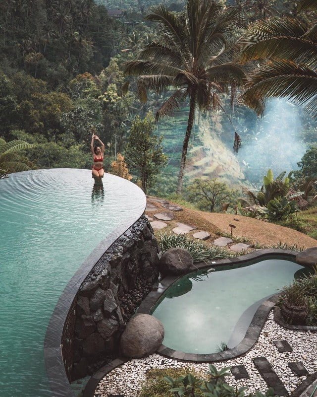 Adiwana Dara Ayu Villas Bali Car Driver Cheap Car Rental in bali (1)
