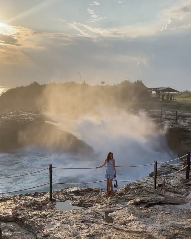 Devil’s Tears Bali Car Driver Cheap Car Rental in bali (3)