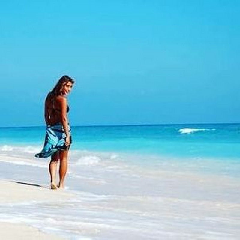 Gili Swings Bali Car Driver Cheap Car Rental in bali (4)