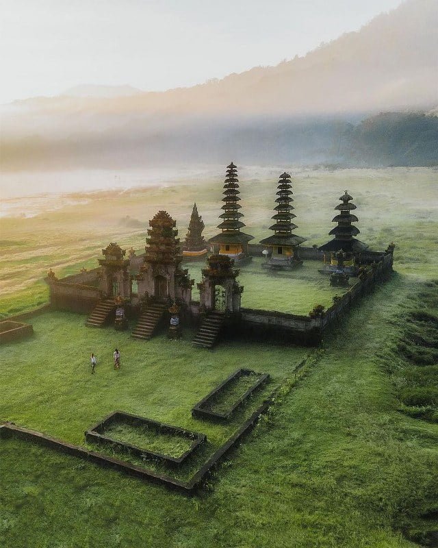 Tamblingan Lake Bali Car Driver Cheap Car Rental in bali (4)