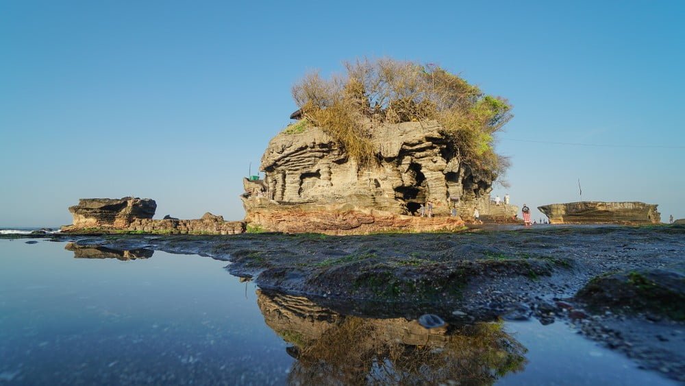 Tanah Lot Temple Top Rated Tourist Attractions in Bali (4)
