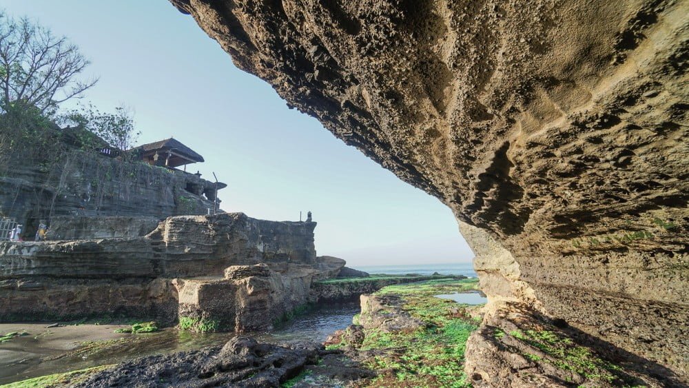 Tanah Lot Temple Top Rated Tourist Attractions in Bali (8)