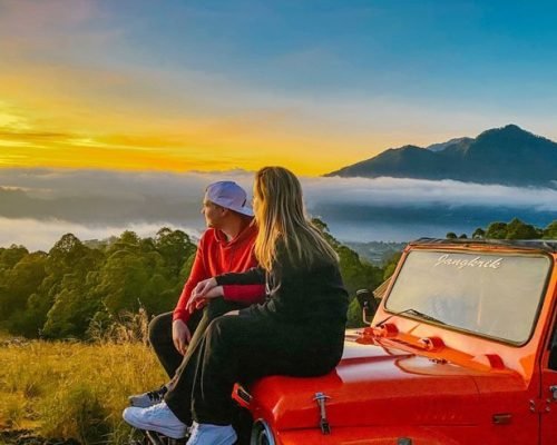 Batur Sunrise Trekking & Jeep Tour​