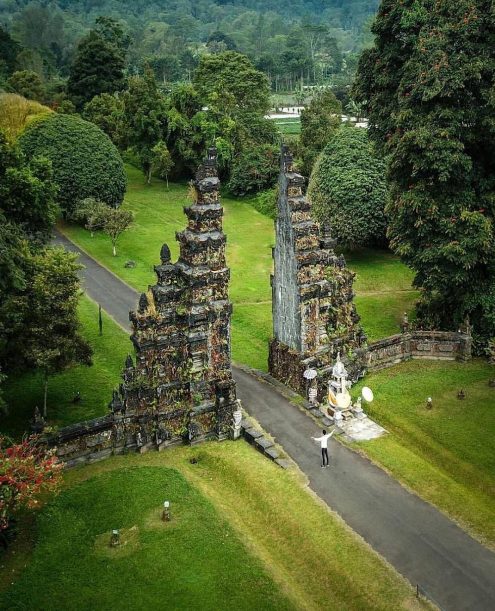 handaragolfresort Bali Car Driver Cheap Car Rental in bali (2)